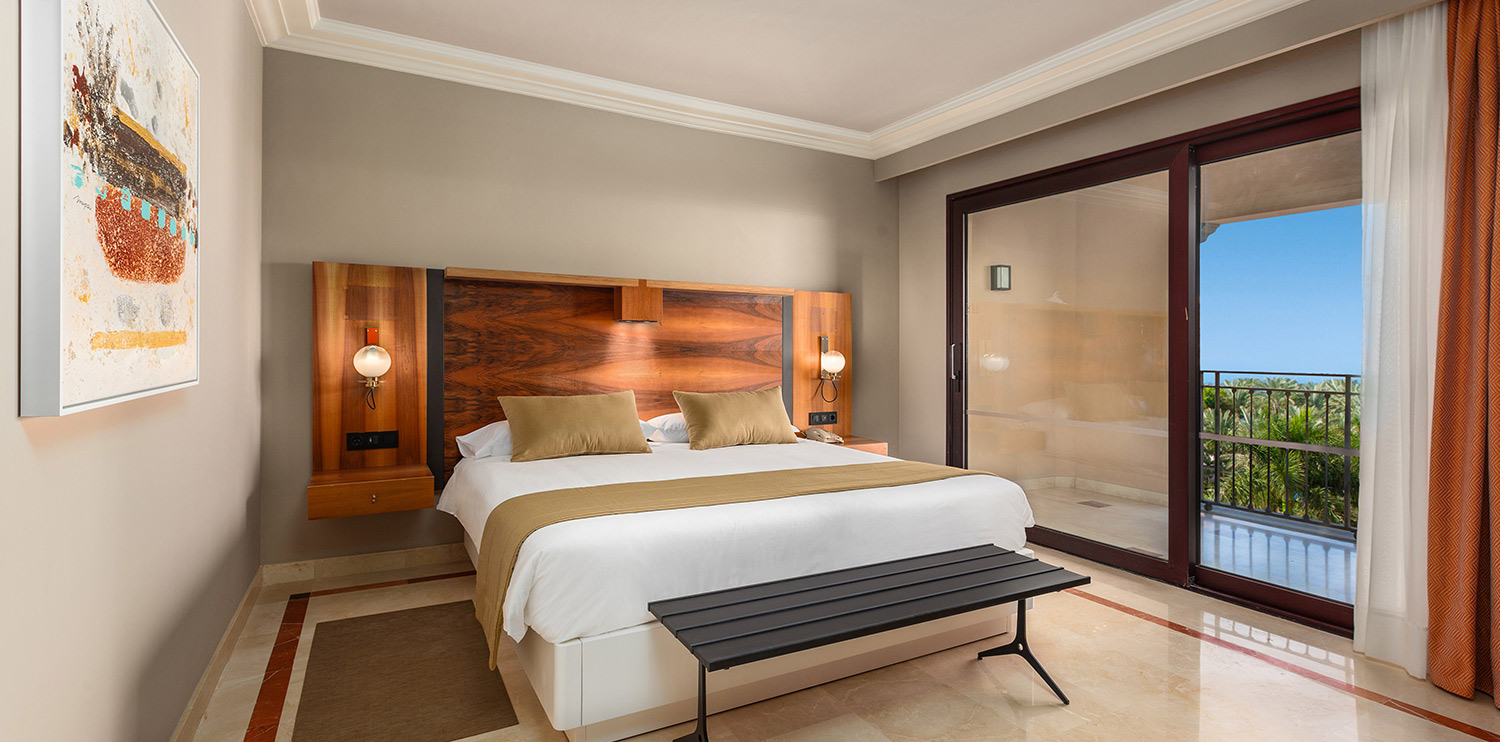  Vista general de la habitación Suite del hotel Lopesan Costa Meloneras, Resort & Spa en Gran Canaria 